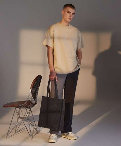 Felt tote bag